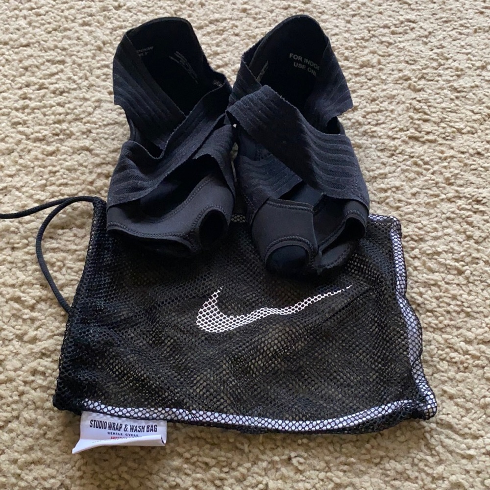 NEVER USED Nike Studio Wrap indoor exercise shoes